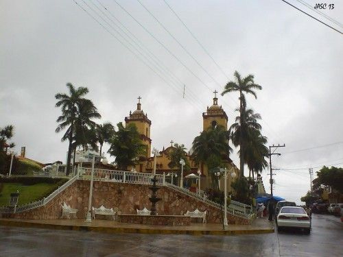 Fotolog de karlitta - Foto - Catedral De Catemaco,  Veracruz: Catedral De Catemaco, Veracruz